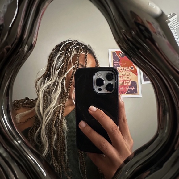 Meet your Posher, Alisha - Picture 1 of 1